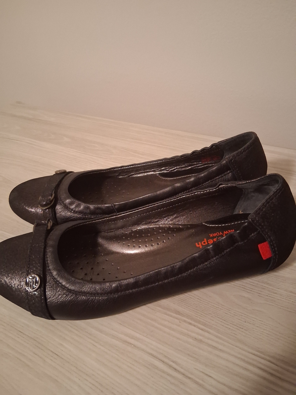 Marc Joseph New York Black Leather Slip-On Ballet Flats with Red Tab